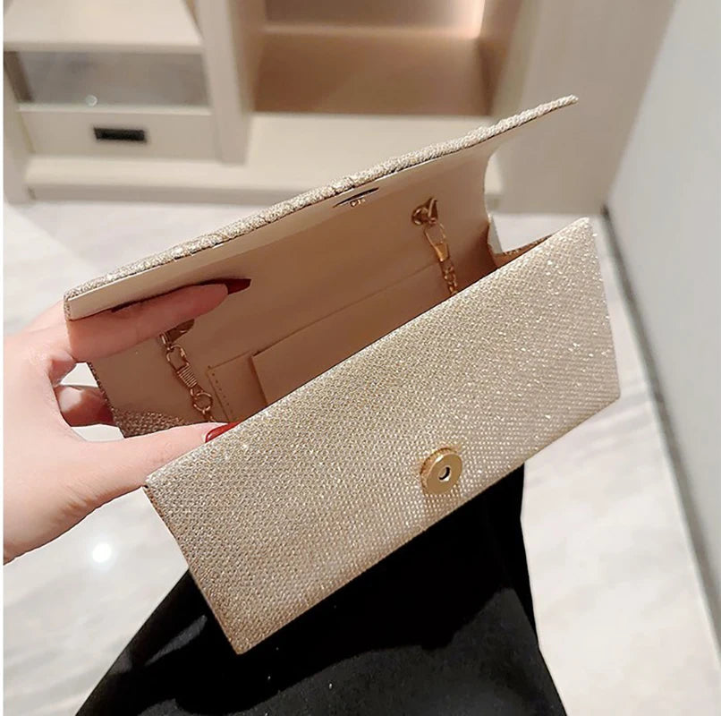 Elegant Silver Glitter Clutch Bag with Chain Strap – Perfect for Weddings, Parties & Evening Events