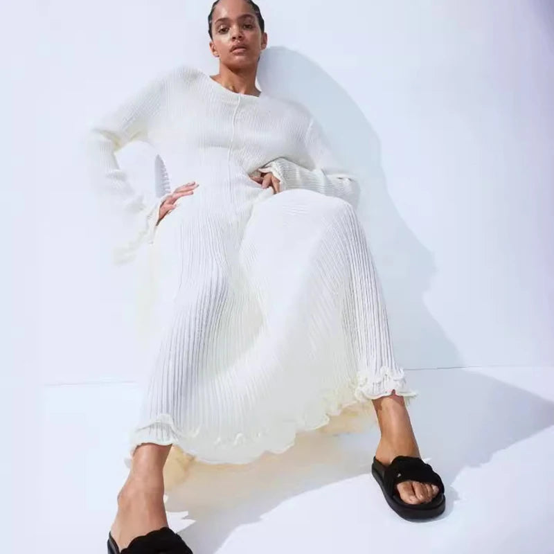 Elegant Ruffle Pleated Long Dress – Chic Autumn/Winter Party Outfit